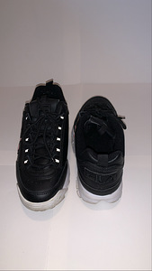 Mustad "Fila" tossud (2 foto / 5)