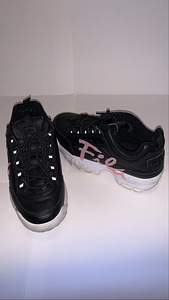 Mustad "Fila" tossud (3 foto / 5)