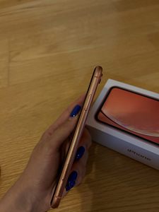 iPhone Xr 64 GB (3 foto / 6)