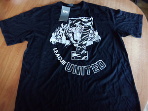 Uus Must T-särk League United (1 foto / 1)