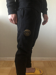 Nike Air Jordan PSG ülikond (3 foto / 8)