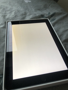 iPad 9-го поколения 64 ГБ (5 фото из 5)