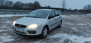 FORD FOCUS 1.6bens manuaal, üv 10.23 (2 foto / 8)