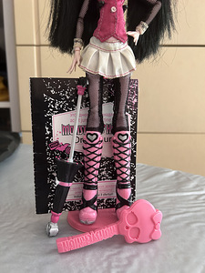 Monster high nukk 2011 monster high nukk (2 foto / 2)