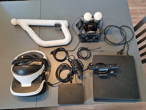 PlayStation 4 Slim 1TB + PS VR + 2 DualShock 4 + 11 Mä (2 foto / 3)