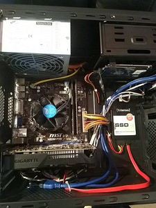 I5-4460/H81M/8GB RAM/SSD 120GB/HDD 500GB/GTX 1050Ti 4GB (8 foto / 9)