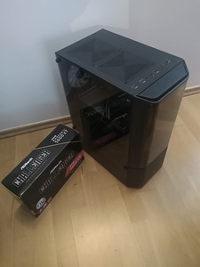 Ryzen 5 1600/B450/16GB RAM/SSD 512GB/Radeon RX 5600XT 6GB (3 foto / 10)