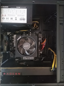 Ryzen 5 1600/AB350M/16GB RAM/SSD 256GB/Radeon RX VEGA 56 8GB (8 foto / 10)