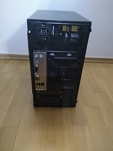 Intel I5-6400/H110M/8GB RAM/SSD 500GB/Radeon RX VEGA 56 8GB (5 foto / 9)