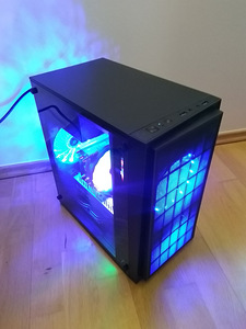 Xeon E5-2670/X99/32GB/SSD 128GB/HDD 500GB/Radeon RX 480 8GB (2 foto / 10)