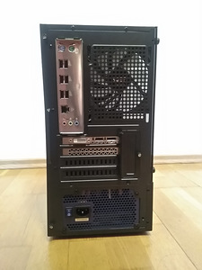 Xeon E5 2689/X79/16GB/SSD 120GB/HDD 500GB/GTX 1660S 6GB (6 foto / 10)