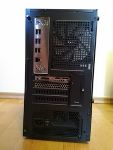 Xeon E5 2640v3/X99/16GB/SSD 128GB/HDD 1TB/RTX 2060S 8GB (5 foto / 10)