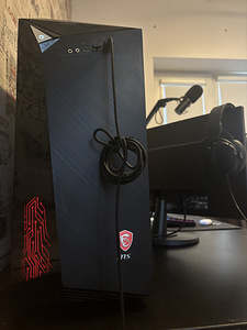 MSI Lauaarvuti RTX 3060Ti, i7 8700, 32 GB RAM (2 foto / 2)