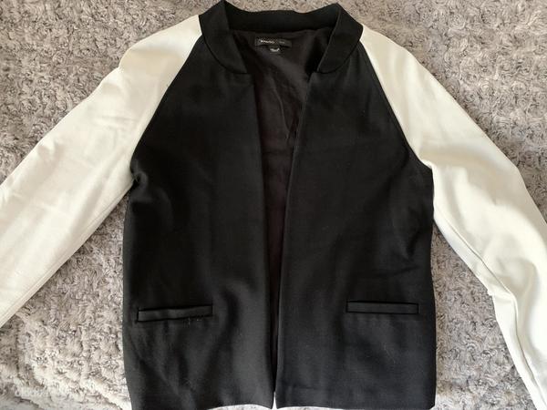Манго черно-белая куртка (фото #2)