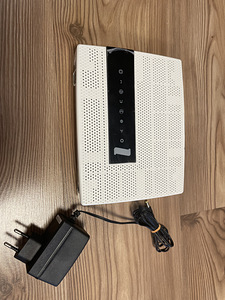 Ruuter Inteno Broadband Technology AB DG200A (1 foto / 4)