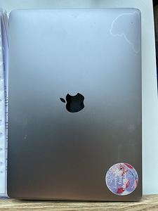 Macbook Air M1 8/256 Space Gray (6 foto / 7)