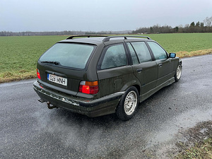 BMW 328i manuaal (4 foto / 7)