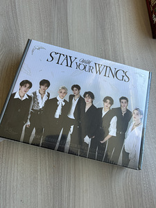 Stray Kids 6. põlvkonna fänniklubi komplekt SKZ (3 foto / 3)