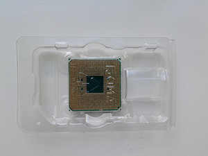 Ryzen 7 2700 (3 фото из 3)
