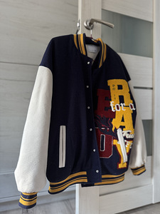 Bomber bershka (1 foto / 3)