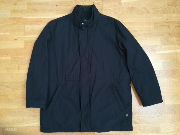 Однотонная осенняя куртка черного цвета (съемный жилет из перьев) "Hugo Boss" XL (фото #2)