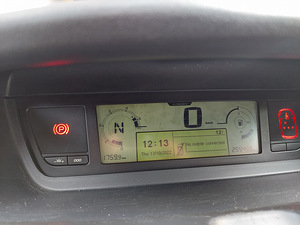 Citroen Grand C4 Picasso (10 foto / 12)
