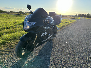 Suzuki gsx-r600 (1 foto / 6)
