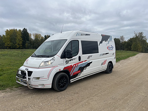 Peugeot boxer (6 фото из 14)