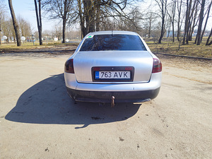 Audi a6 1.9 81kw 6k manual (4 foto / 7)