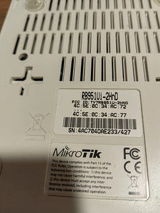 MikroTik RB951Ui-2HnD (2 foto / 4)