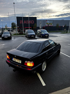 BMW E36 318i 85Kw (4 foto / 12)