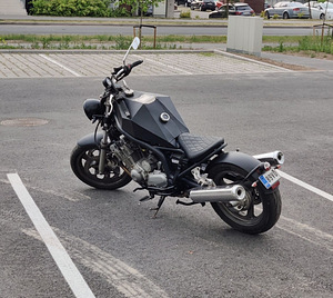 Продается мотоцикл, боббер XJ900s (4 фото из 4)
