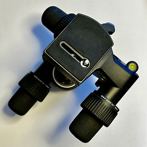 Manfrotto 405 Pro Geared Head (7 foto / 9)