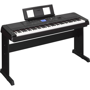 Yamaha Portable Grand DGX-660 Digital Piano (1 foto / 1)