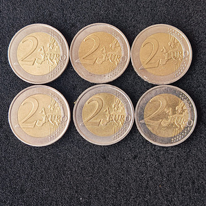 Обмен монет 2 € (4 фото из 10)