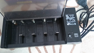 Universal Ni-Cd battery charger (2 foto / 4)