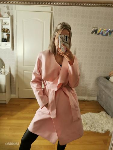 Светло-розовое мягкое пальто xs-m (фото #1)