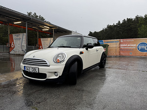 Mini Cooper D (2 foto / 9)