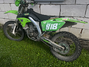KAWASAKI 450cc (1 foto / 4)