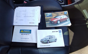 Peugeot 307 (12 foto / 15)