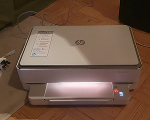 Принтер серии HP ENVY 6000 «всё в одном» (2 фото из 5)
