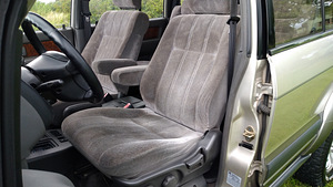 Isuzu Trooper Station Wagon 3.0D (10 foto / 15)
