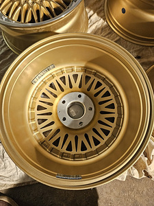 Japan Racing JR9 Gold with Machined Lip (6 foto / 10)