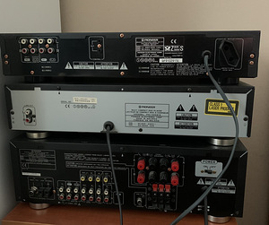 Pioneer Equalizer GR-777 + Pioneer Disc Player PD-M423 (2 foto / 2)