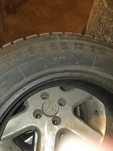 Продам всесезонные шины 195/65 R 15 (3 фото из 5)