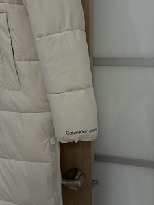 Calvin Klein Jeans sulemantel S (6 foto / 6)
