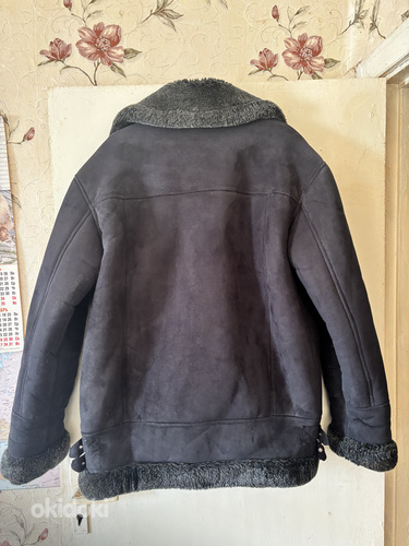 Soe lambanahast poolmantel, suurus M–L