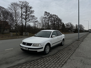 Volkswagen Passat 1.9tdi 81kw 1999 (1 foto / 8)