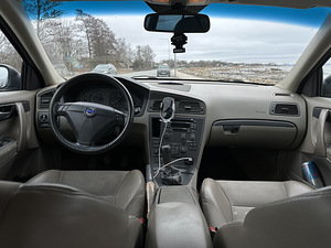 Volvo s60 2003 (2 foto / 6)