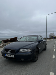 Volvo s60 2003 (5 foto / 6)
